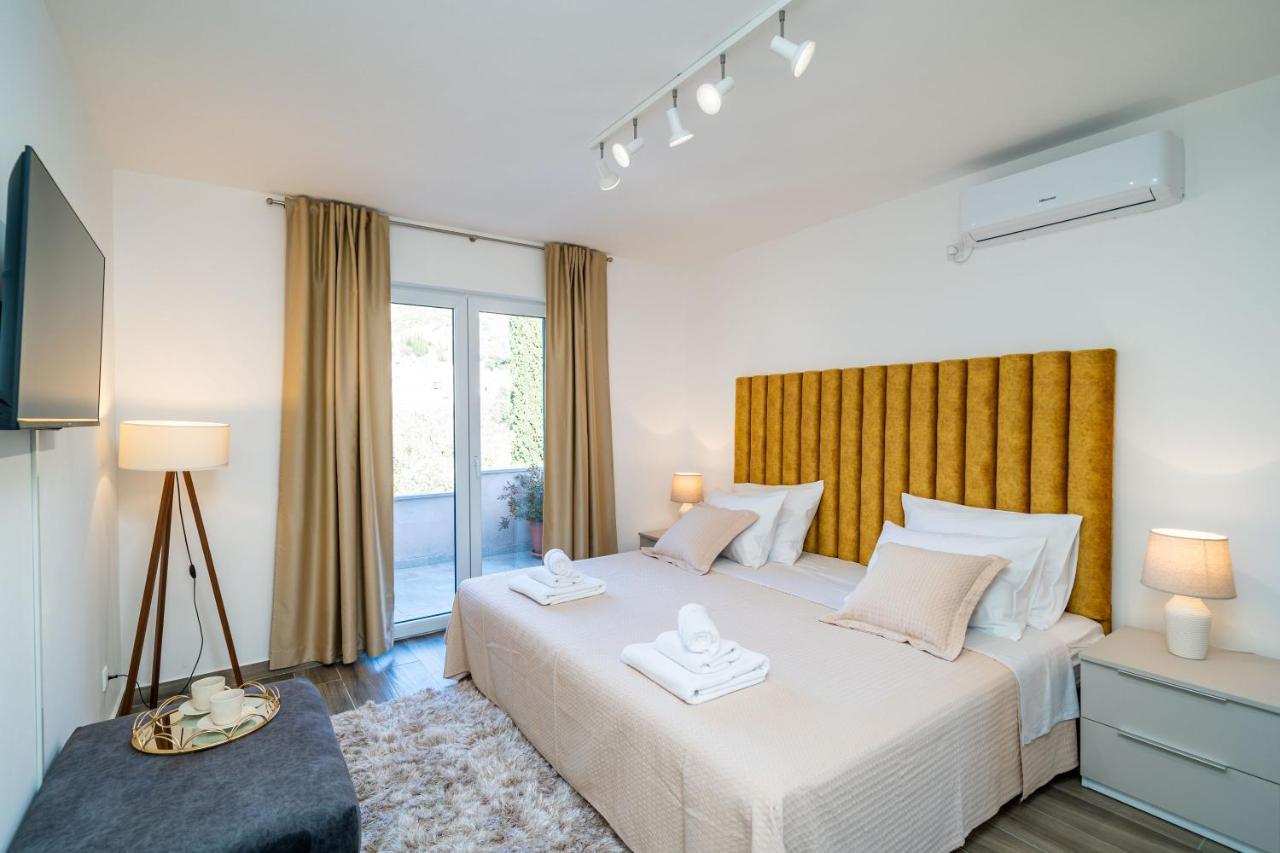 Villa Petmat - With Private Pool And 6 Bedrooms Dubrovnik Eksteriør bilde
