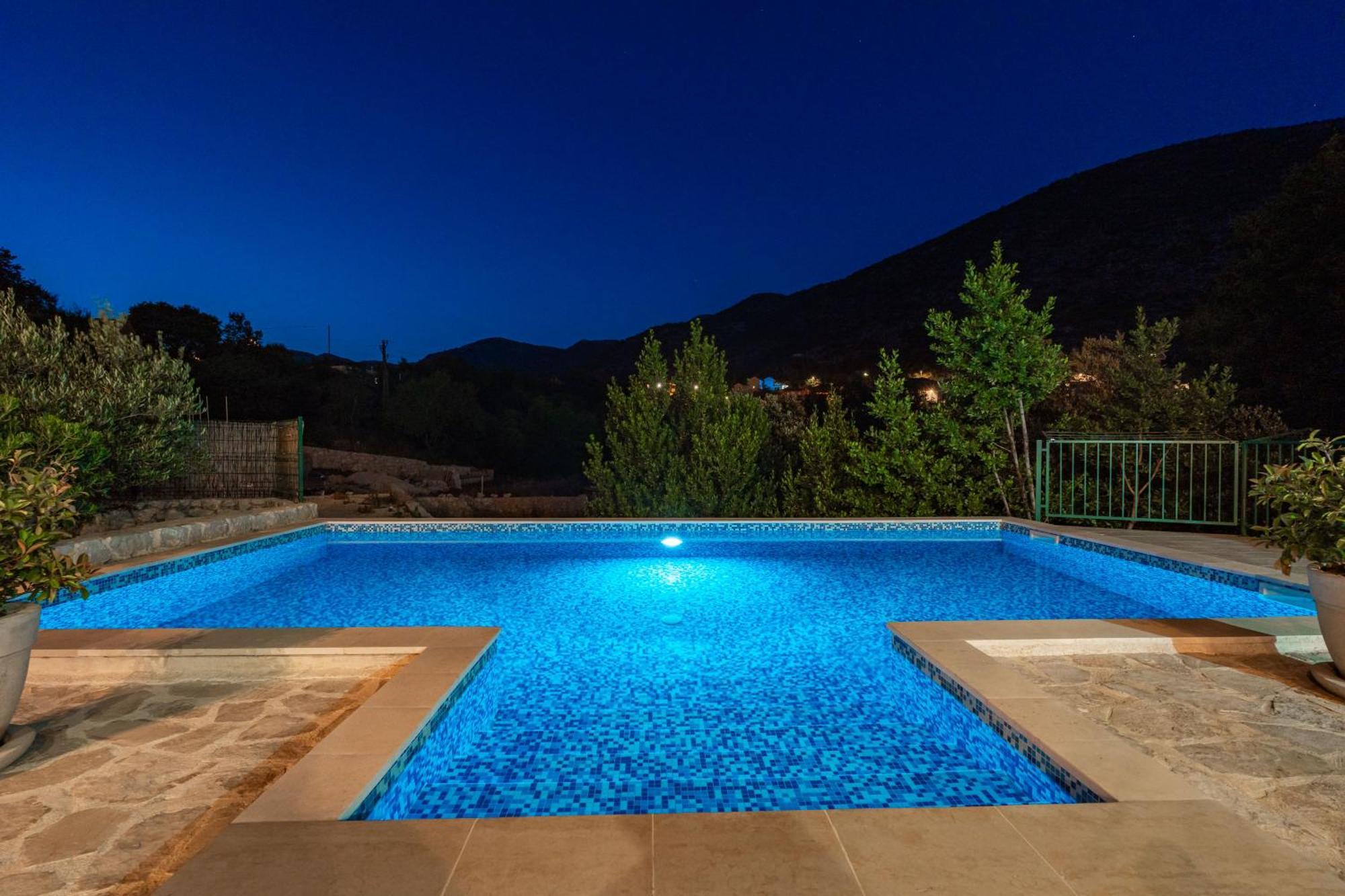 Villa Petmat - With Private Pool And 6 Bedrooms Dubrovnik Eksteriør bilde