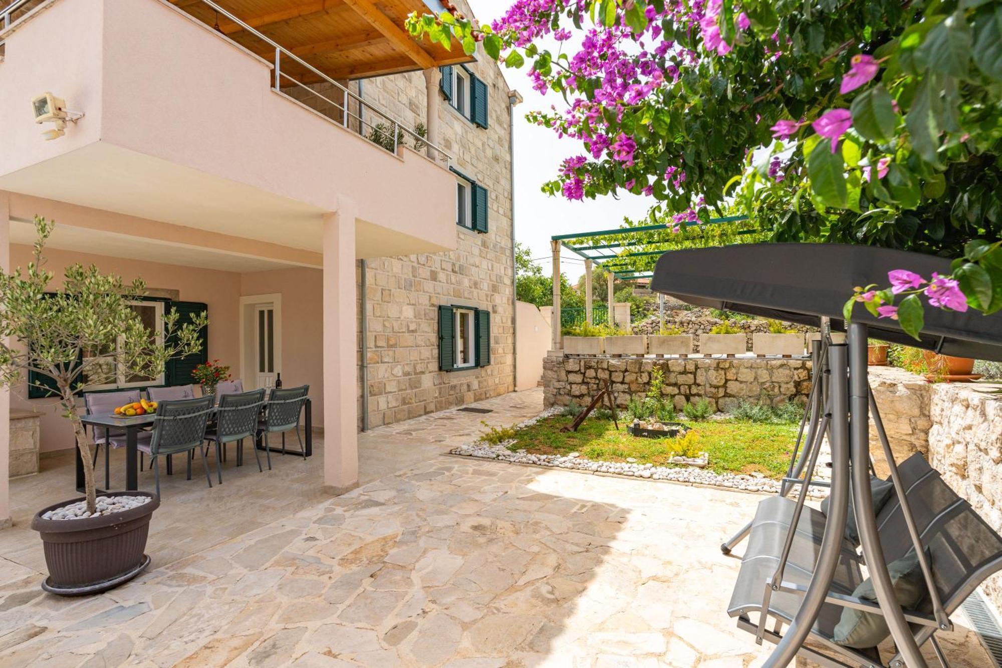 Villa Petmat - With Private Pool And 6 Bedrooms Dubrovnik Eksteriør bilde