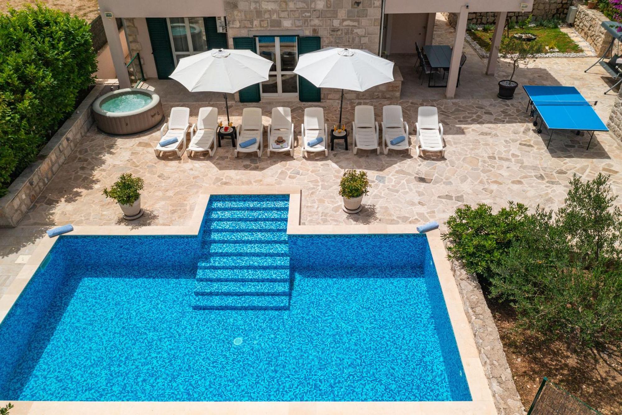 Villa Petmat - With Private Pool And 6 Bedrooms Dubrovnik Eksteriør bilde
